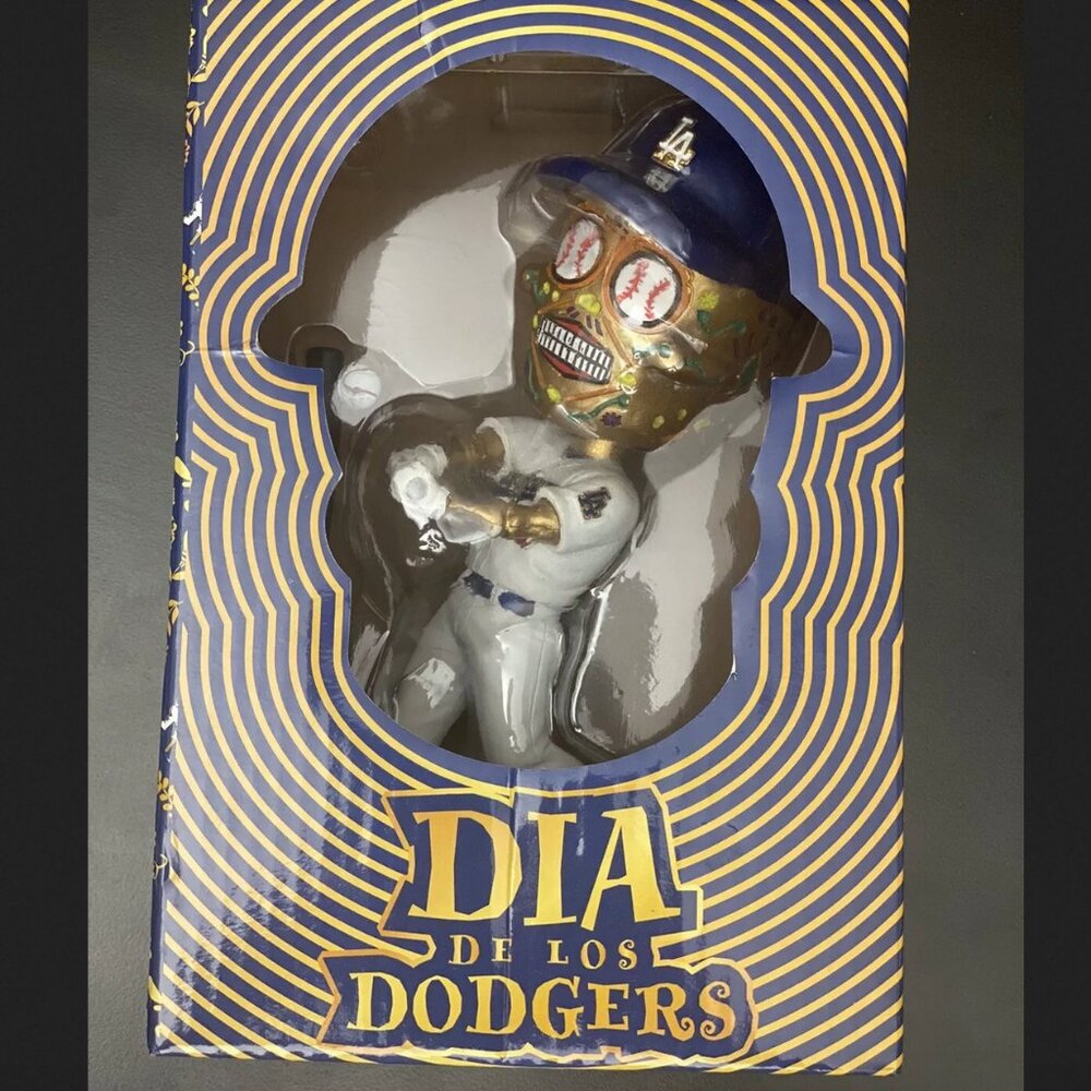 Dia de los Dodgers 2022 Bobblehead
